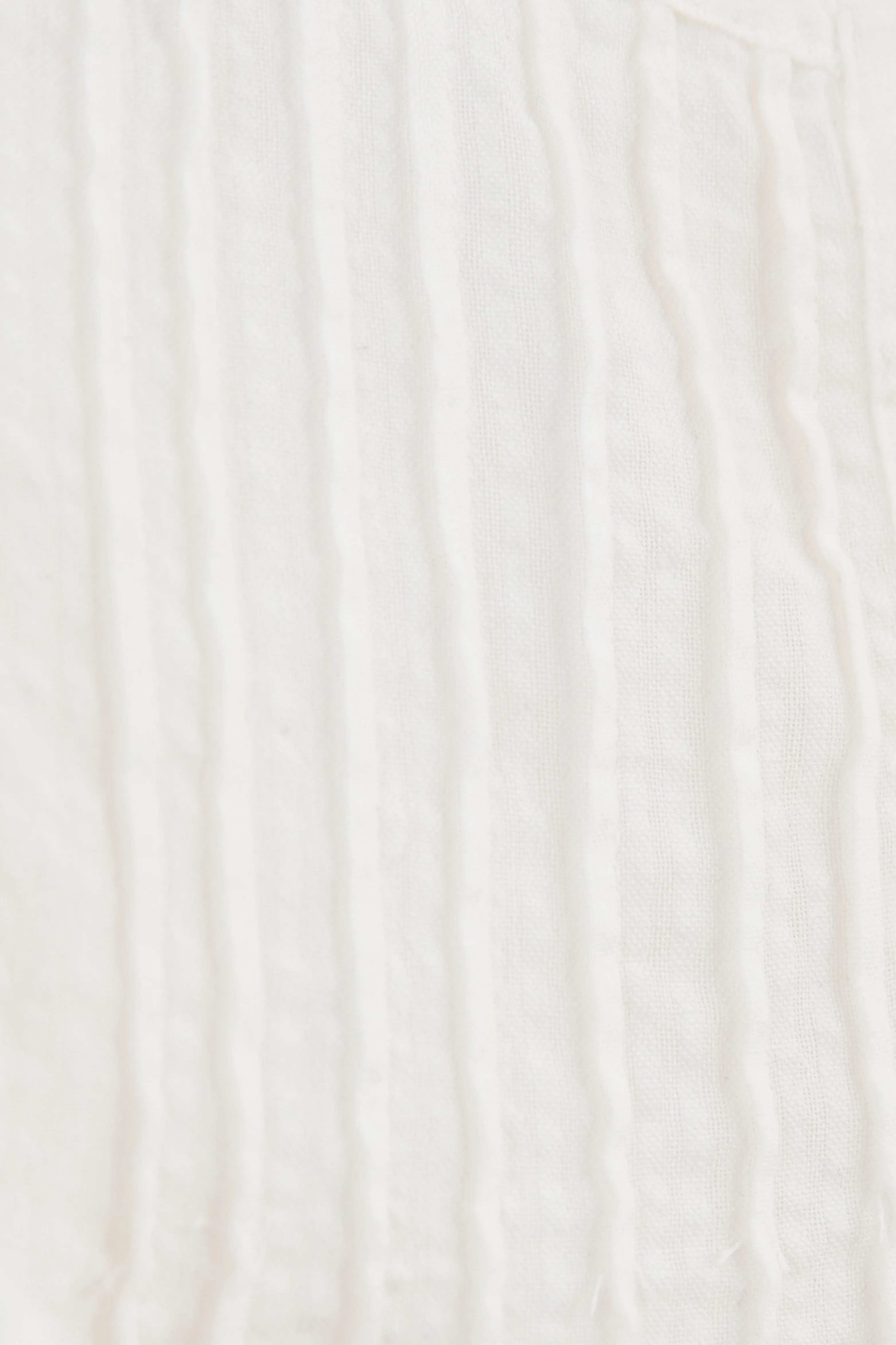 Blouse sans manches avec des volants - blanc
