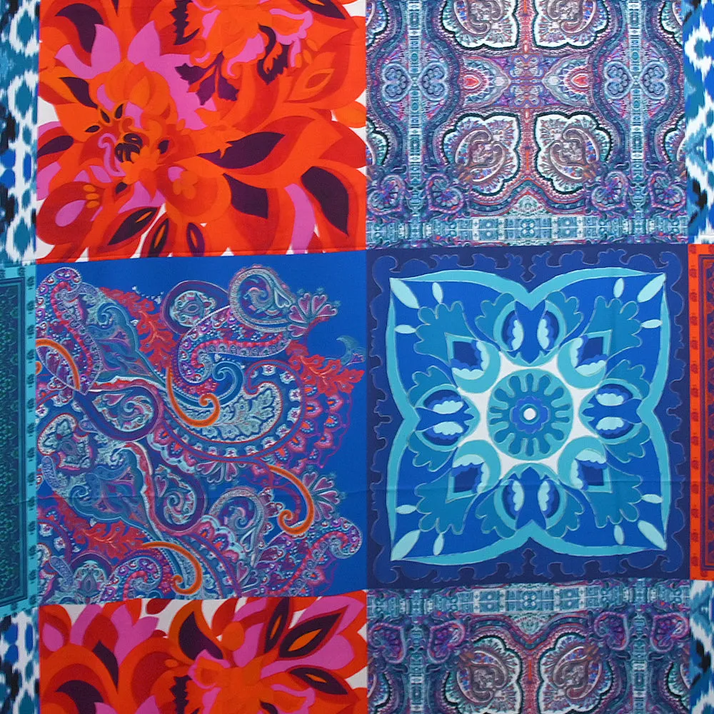 Satin de viscose imprimé patchwork bleu et rouge