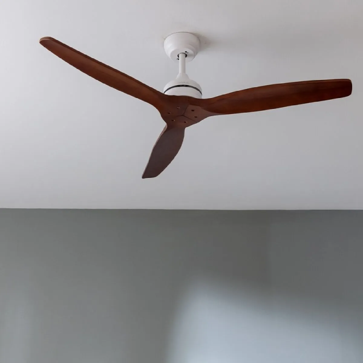 Ventilateur de Plafond Cecotec EnergySilence Aero 5270 Blanc Noir 40 W 132 cm Bois